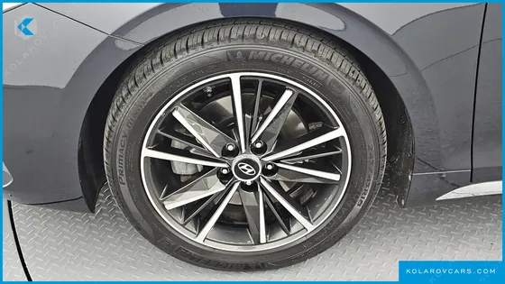 HYUNDAI GRANDEUR 2.5