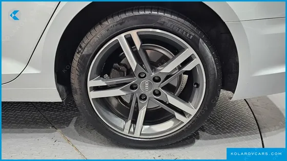 AUDI A4 40 TFSI PREMIUM