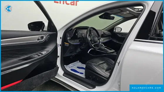 HYUNDAI GRANDEUR 3.3