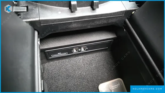 MERCEDES C-CLASS C220 D AVANTGARDE