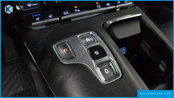 HYUNDAI GRANDEUR 3.0 LPI RENT CAR