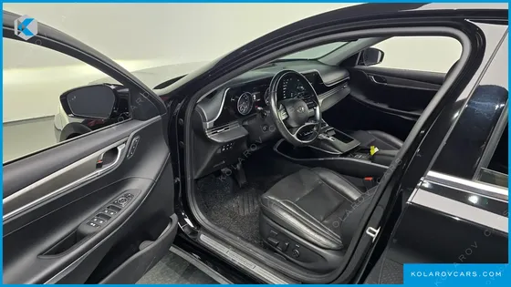 HYUNDAI GRANDEUR 3.0 LPI RENT CAR