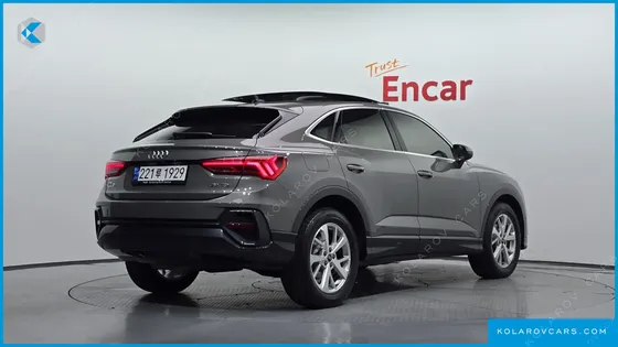 AUDI Q3 35 TDI PREMIUM SPORTBACK