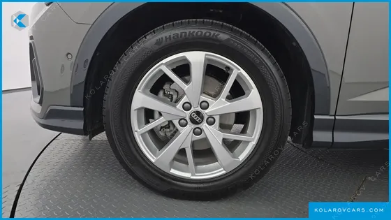 AUDI Q3 35 TDI PREMIUM SPORTBACK