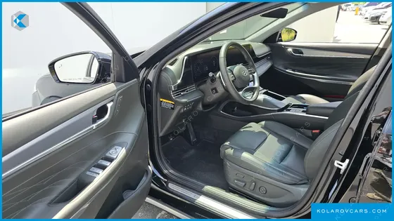 HYUNDAI GRANDEUR 3.3