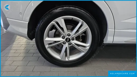 AUDI Q3 35 TDI PREMIUM SPORTBACK