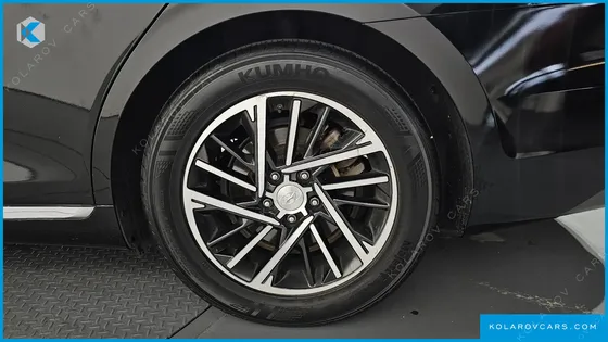 HYUNDAI GRANDEUR 3.0 LPI RENT CAR