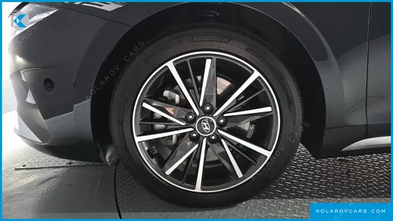 HYUNDAI GRANDEUR 3.3