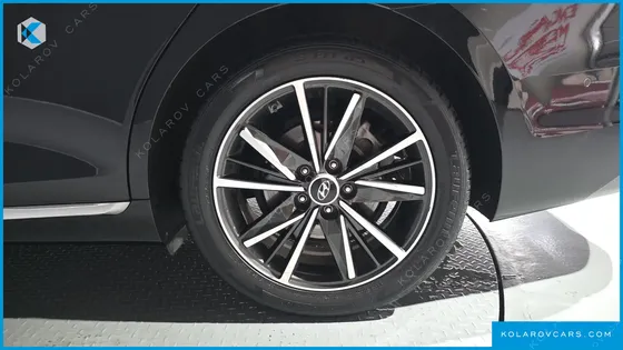 HYUNDAI GRANDEUR 3.3