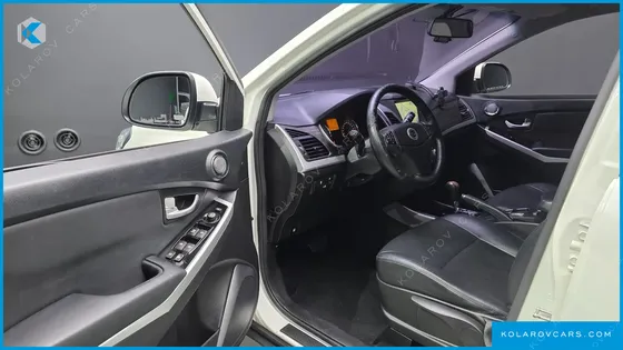 KGM - SSANGYONG KORANDO 2.2 RX 2WD