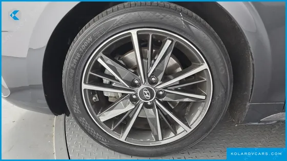 HYUNDAI GRANDEUR 2.5