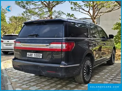 LINCOLN NAVIGATOR 3.5L (8-SEATER)