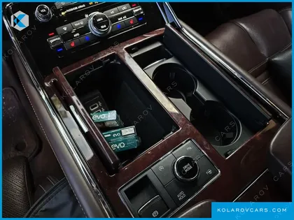 LINCOLN NAVIGATOR 3.5L (8-SEATER)