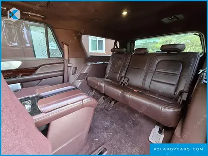 LINCOLN NAVIGATOR 3.5L (8-SEATER)