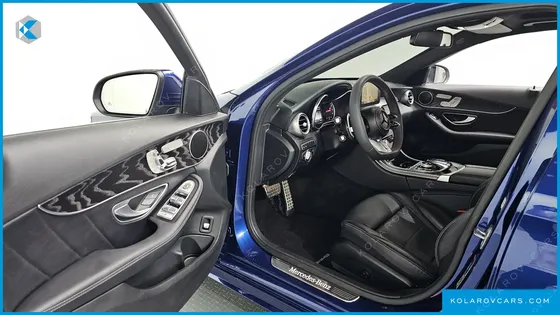 MERCEDES C-CLASS C200 4MATIC AMG LINE