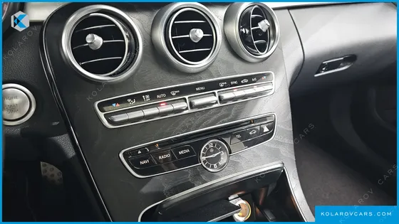MERCEDES C-CLASS C200 4MATIC AMG LINE