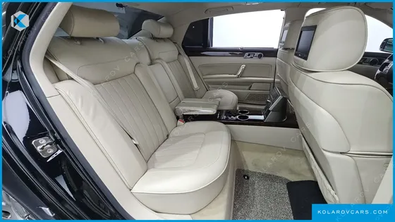 VOLKSWAGEN PHAETON V8 4.2 LWB