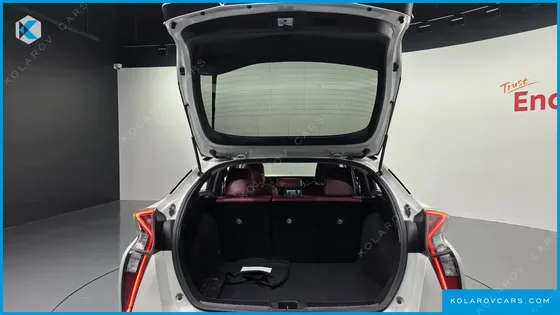 TOYOTA PRIUS 1.8 E