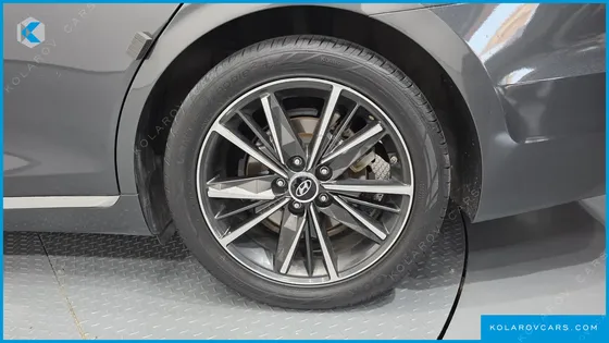 HYUNDAI GRANDEUR 2.5