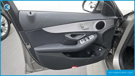 MERCEDES C-CLASS C200 AVANTGARDE