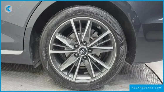 HYUNDAI GRANDEUR 2.5