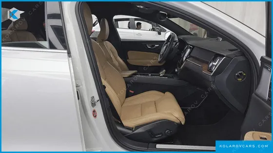 VOLVO S60 B5 INSCRIPTION