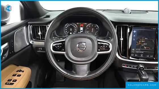 VOLVO S60 T5 INSCROPTION