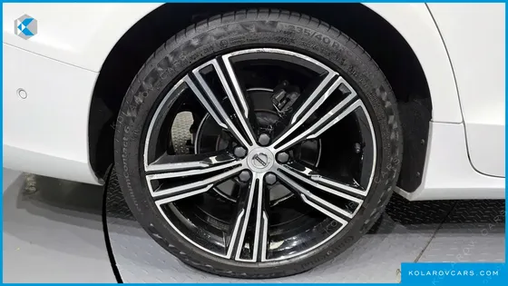 VOLVO S60 T5 INSCROPTION