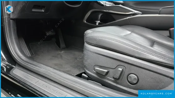 HYUNDAI GRANDEUR 3.0 LPI RENT CAR