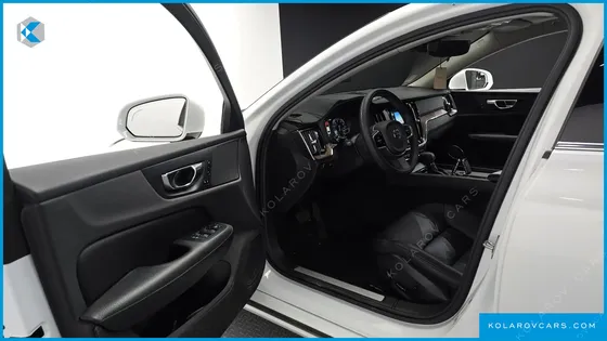 VOLVO S60 T5 MOMENTUM