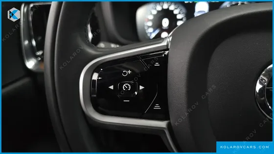 VOLVO S60 T5 MOMENTUM