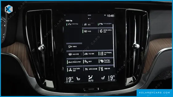 VOLVO S60 T5 MOMENTUM