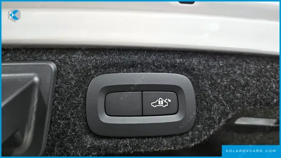 VOLVO S60 T5 MOMENTUM