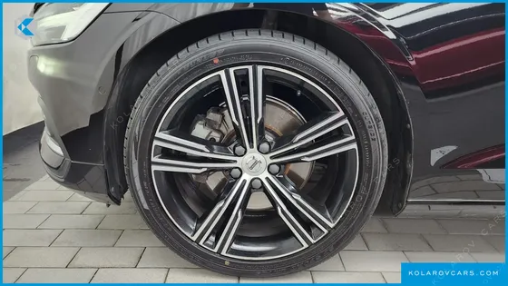 VOLVO S60 T5 INSCROPTION