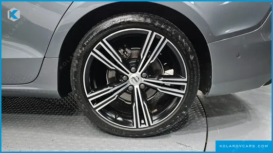 VOLVO S60 T5 INSCROPTION