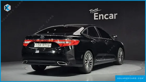 HYUNDAI GRANDEUR HG240 MODERN
