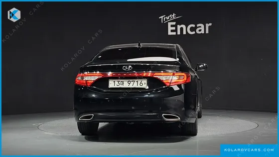 HYUNDAI GRANDEUR HG240 MODERN