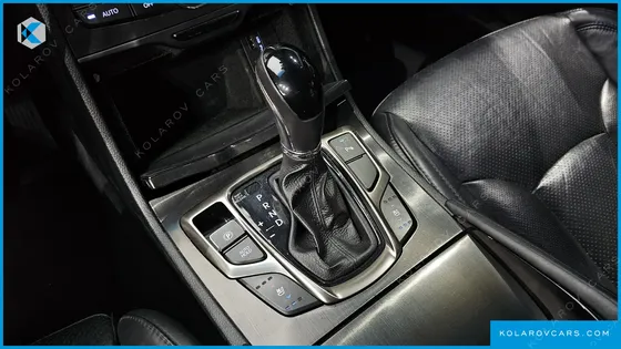 HYUNDAI GRANDEUR HG240 MODERN