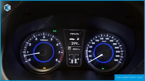 HYUNDAI GRANDEUR HG240 LUXURY