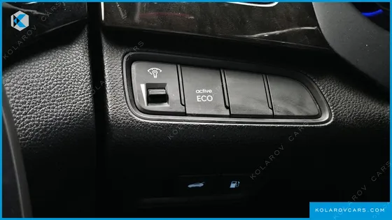 HYUNDAI GRANDEUR HG240 LUXURY