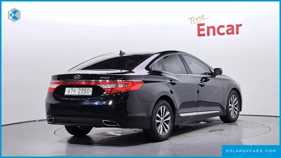 HYUNDAI GRANDEUR HG240 LUXURY