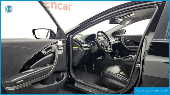HYUNDAI GRANDEUR HG240 LUXURY