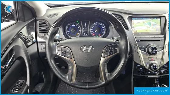 HYUNDAI GRANDEUR HG240 LUXURY