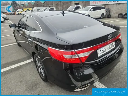 HYUNDAI GRANDEUR HG240 MODERN