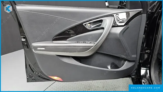 HYUNDAI GRANDEUR HG240 MODERN COLLECTION