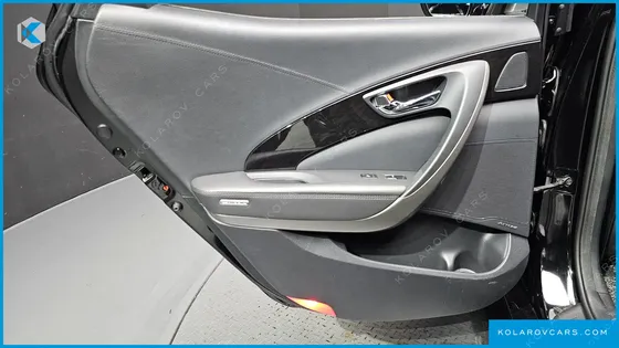 HYUNDAI GRANDEUR HG240 MODERN COLLECTION