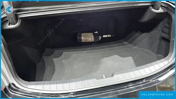 HYUNDAI GRANDEUR HG240 MODERN COLLECTION