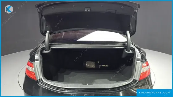 HYUNDAI GRANDEUR HG240 MODERN COLLECTION
