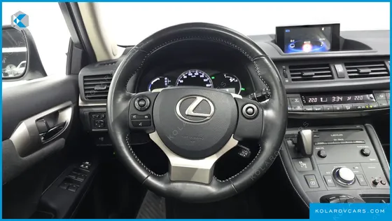 LEXUS CT200H 1.8 SUPREME
