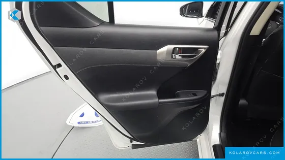 LEXUS CT200H 1.8 SUPREME